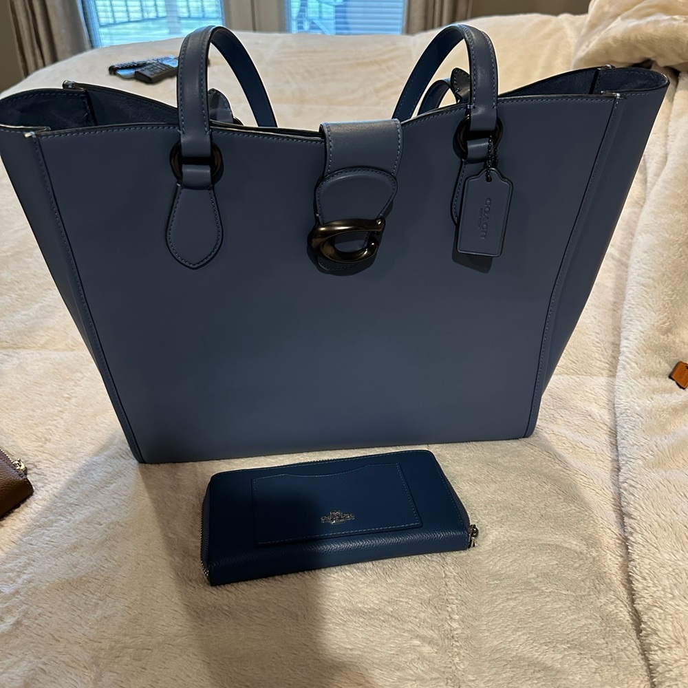 Coach navy blue tote